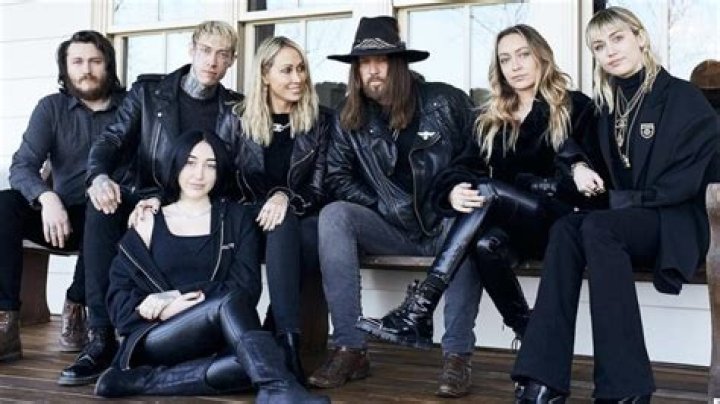 A Look Into The Singer's Personal Life