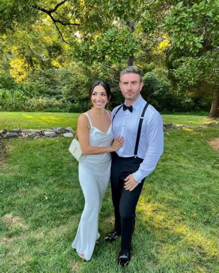 Age, Net Worth, Wife, Girlfriend, Father, Instagram ·