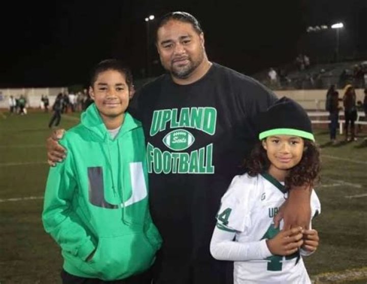 DJ Uiagalelei Siblings: Meet Matayo Uiagalelei