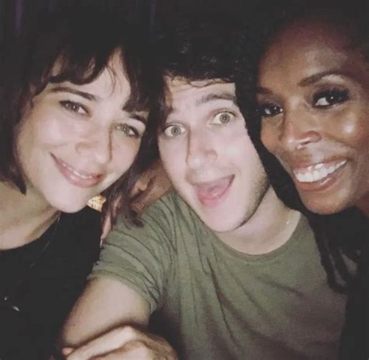 Ezra Koenig and Rashida Jones Had a Baby Secretly