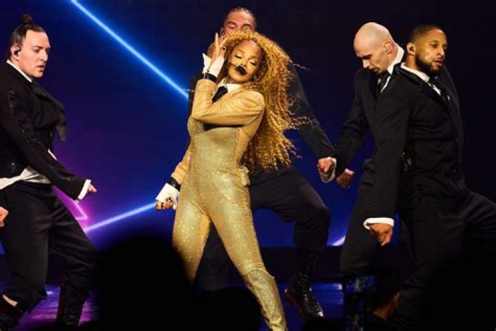 How much is Janet Jacksons Net Worth in 2023 ·