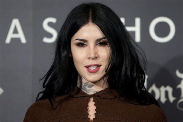 How Much Is Kat Von D Worth? ·