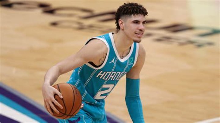 How Tall is LaMelo Ball? ·