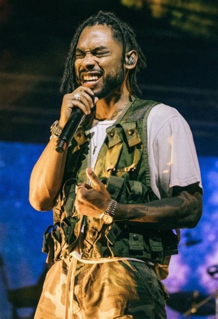 How Tall Is Singer Miguel?