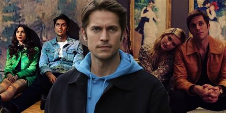 Is Lucas Bravo Gay? Emily in Paris Stars Sexuality Revealed