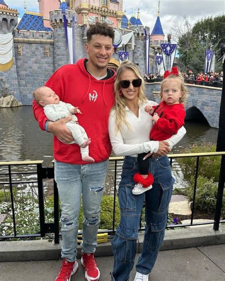 Jack Perry Age, Height, Bio, Parents, Wife, Net Worth ·