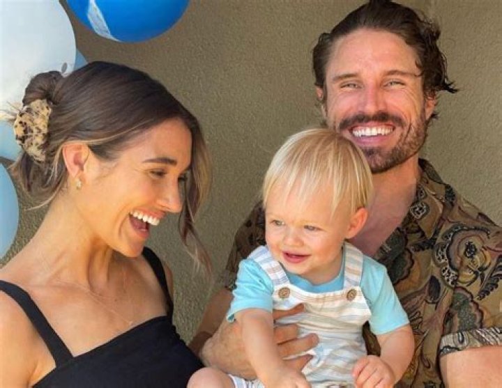 James O'Halloran Biography, Age, Height, Wife, Net Worth, Family