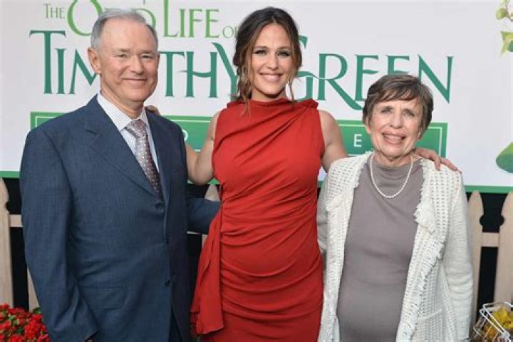 Jennifer Garner parents; Meet William John and Patricia Ann ·