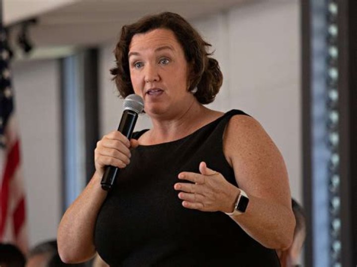 Katie Porter Bio, Age, Height, Career, Husband, Children, Net Worth ·
