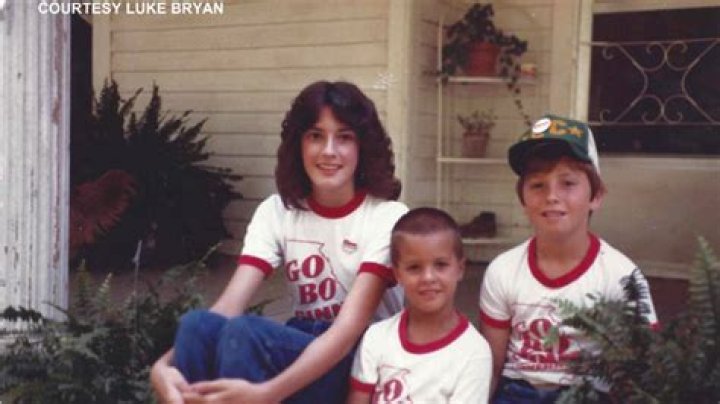 Luke Bryan Siblings: Meet His 2 Siblings