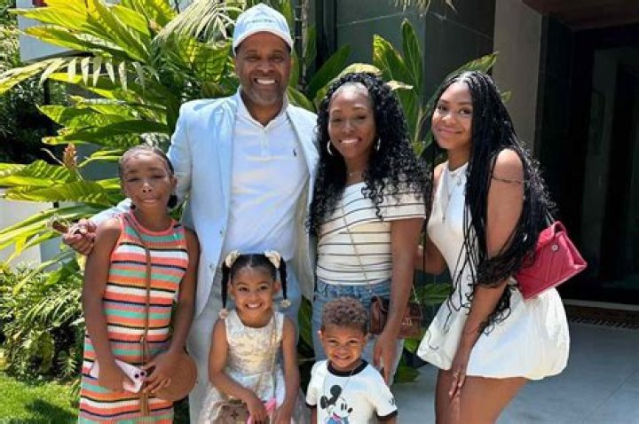 Mike Epps is a father of five daughters from three different relationships
