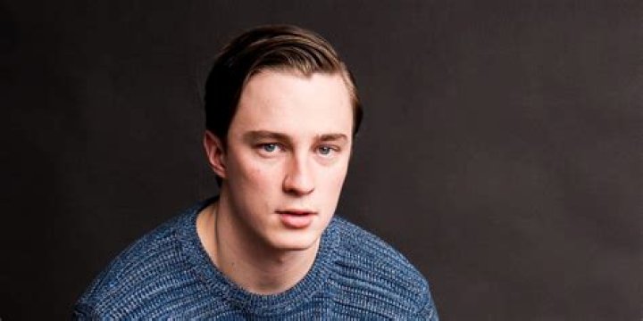 Noah Blake Biography, Age, Height, Wife, Net Worth, Family