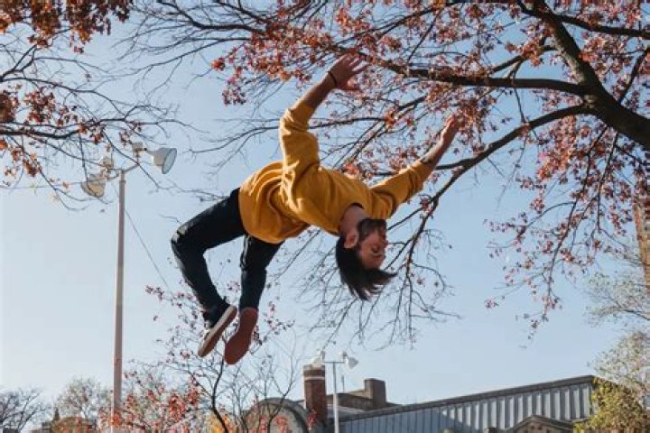 NovaBlog | Vanessa Gonzalez Trampoline