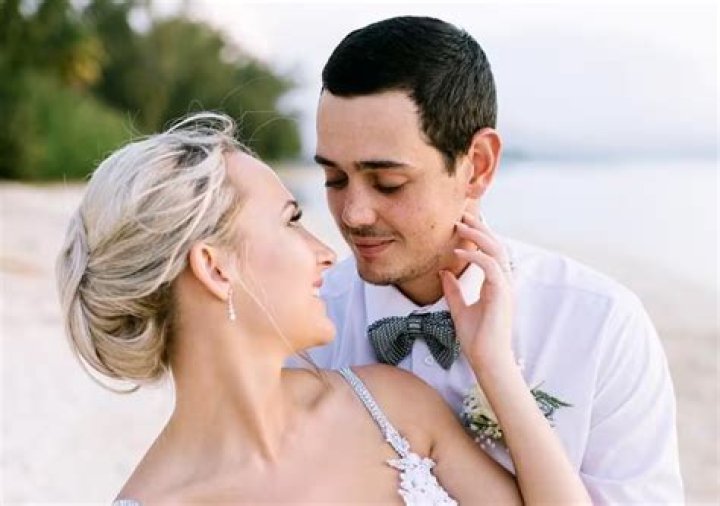 Quinton De Kock Wife Sasha Hurly Married