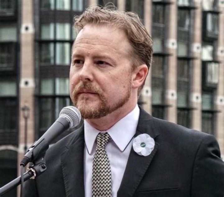 Samuel West Height, Weight, Age, Girlfriends, Biography, Facts
