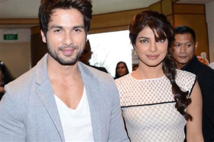 Shahid Kapoor Height, Weight, Age, Spouse, Family, Facts, Biography
