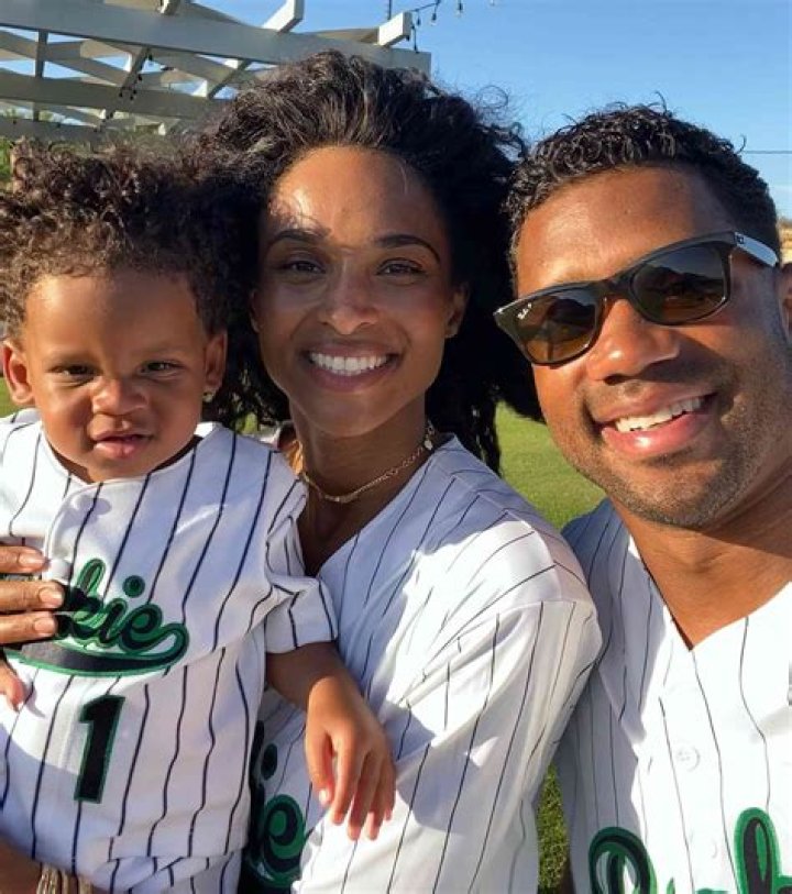 Sierra Russell Wilson Wife, Wikipedia, Wiki, Ciara, Net Worth, Kids, Height, Parents