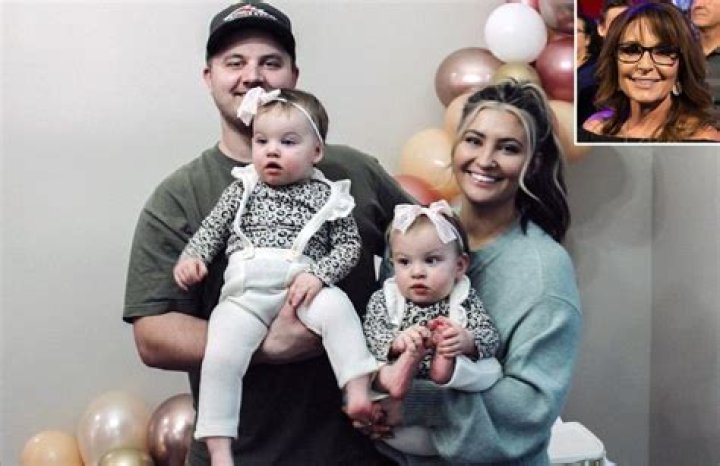Three times the charm Willow Palin is expecting a baby boy with husband Ricky Bailey!