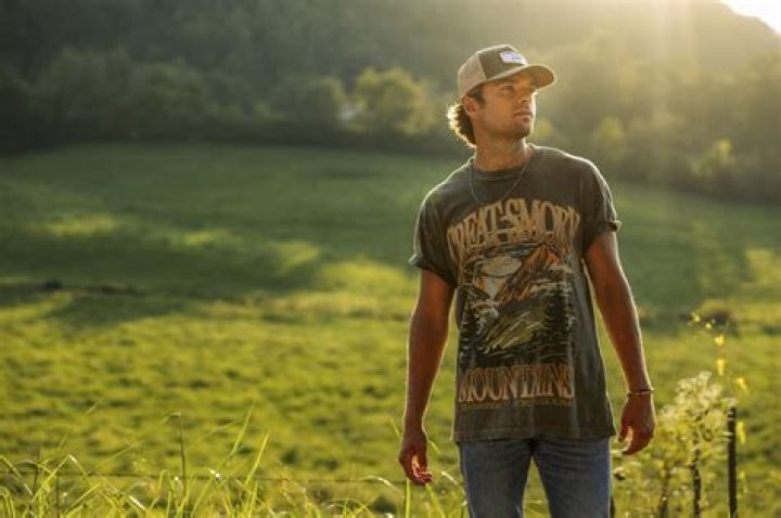 Uncovering The Life Of A Rising Country Star