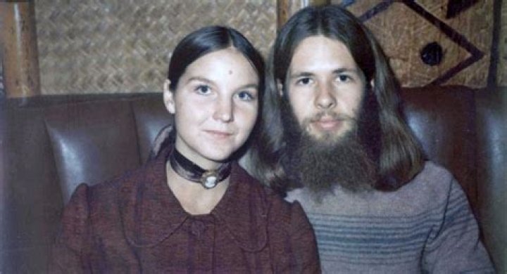 Was Lonnie Frisbee Married?