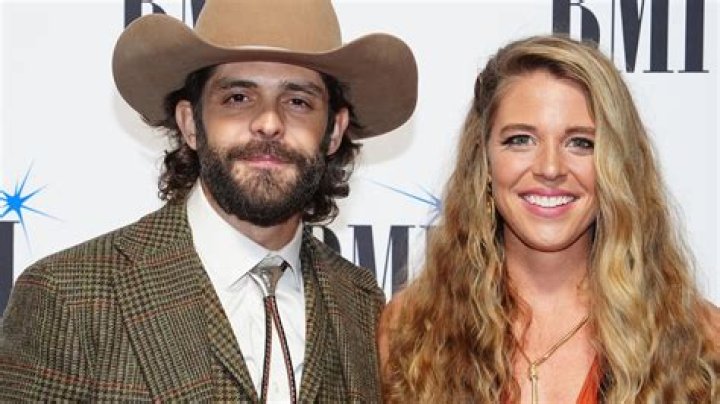 WebBlog | Lauren Akins- Net worth, Wiki, Husband, Height, Career
