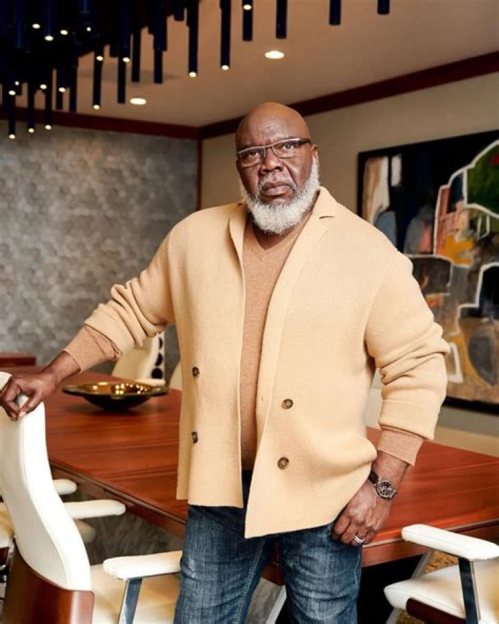 What is T. D. Jakes Net Worth?