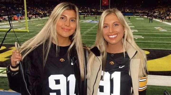 Who Are Ella & Hanna Van Ness? Lukas Van Ness Sister- Brother Devan Van Ness ·