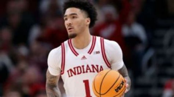 Who is Jalen Hood-Schifino, age, height, family, parents, high school, stats