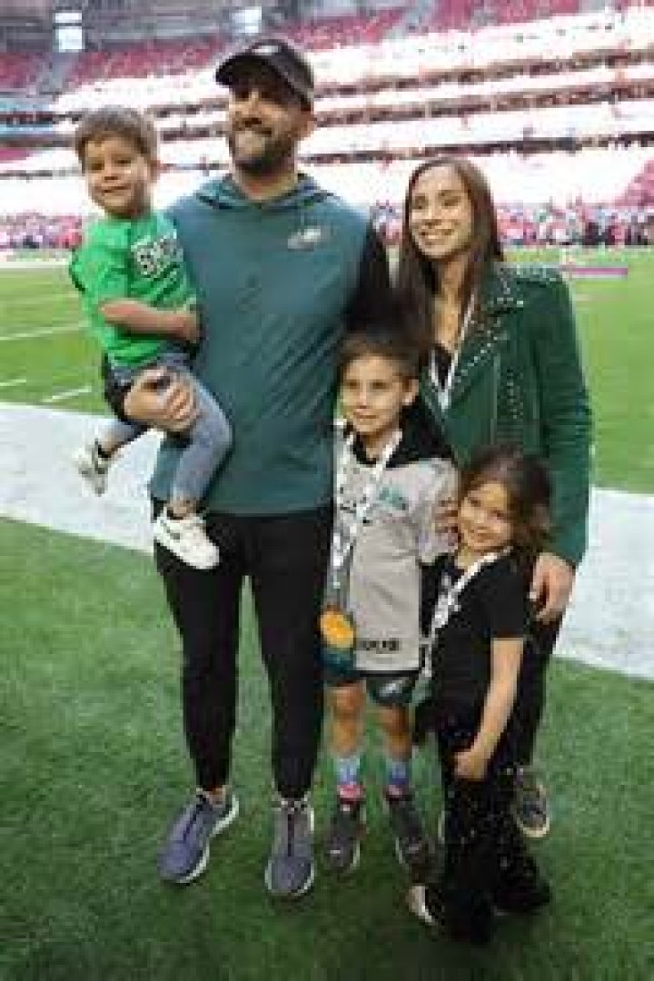 Who Is Nick Sirianni Wife? ·