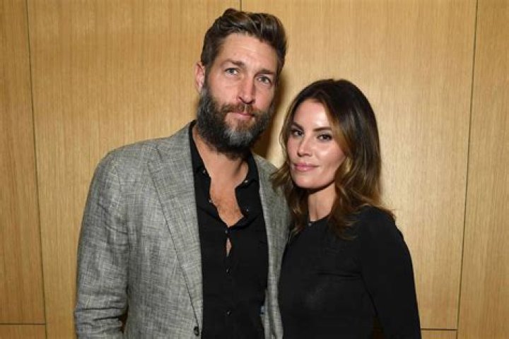 Who is Samantha Robertson? Meet Jay Cutler girlfriend ·