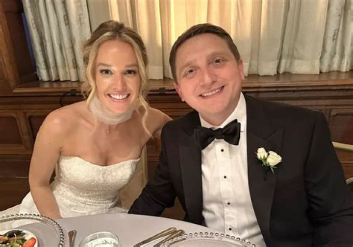 Wiki, Age, Bio, Father, Husband ·