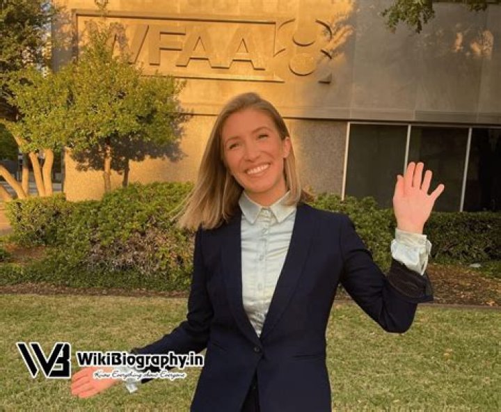 Wiki, Bio, Age, Height, WLWT, Wedding, Net Worth ·