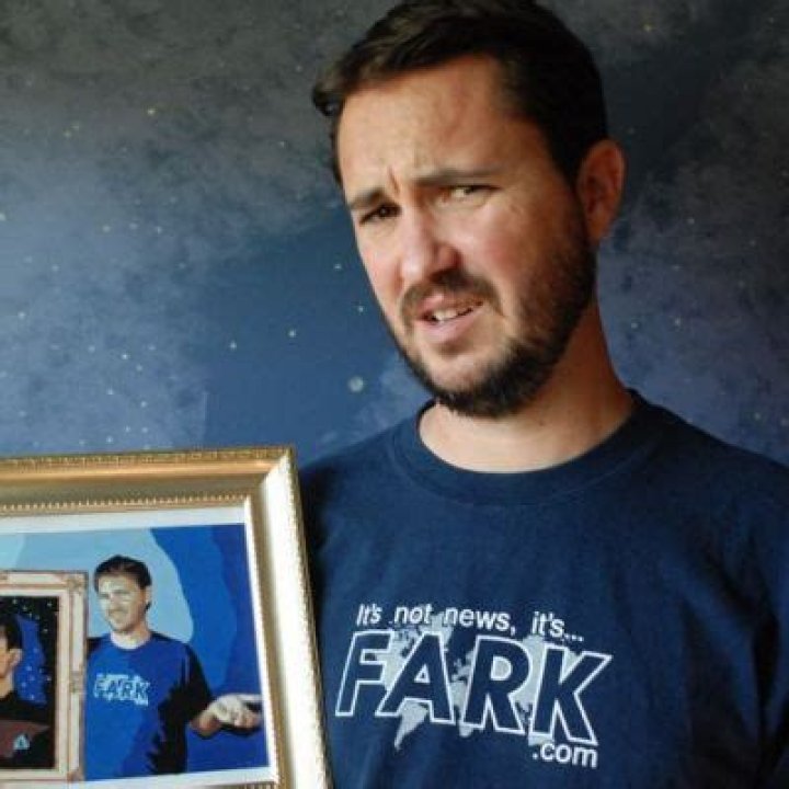 Wil Wheaton- Wiki, Age, Height, Wife, Net Worth, Ethnicity ·